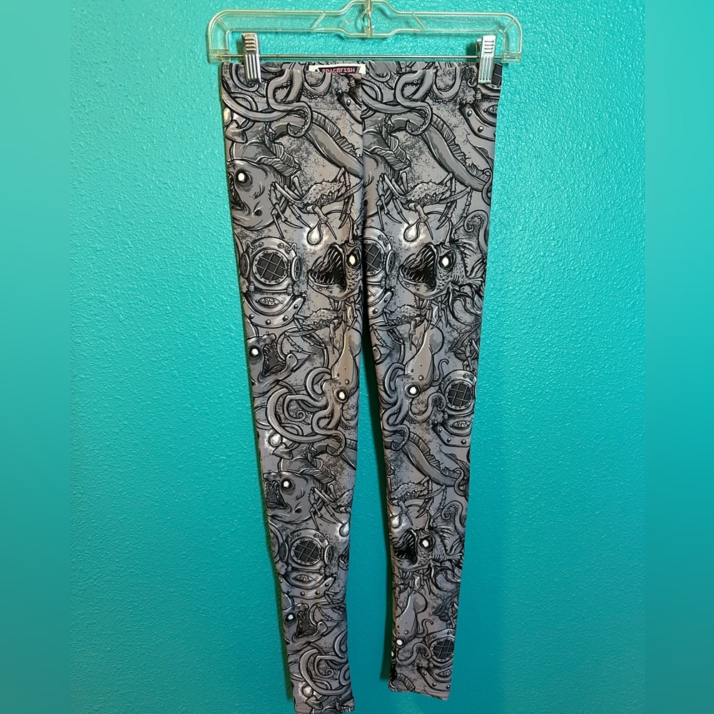 Spacefish Army swim leggings / dive leggings small spf 50